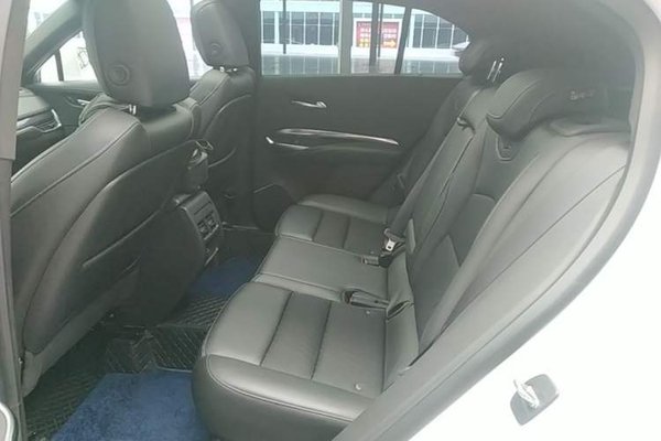 Cadillac XT4 2022, 45599 км, за 16993 USD - фото 20