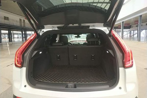 Cadillac XT4 2022, 45599 км, за 16993 USD - фото 22