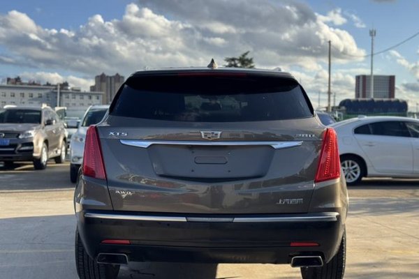 Cadillac XT5 2017, 70500 км, за 13725 USD