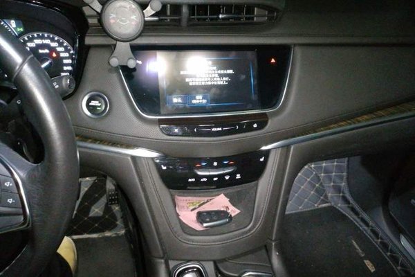 Cadillac XT5 2018, 122899 км, за 12338 USD - фото 13
