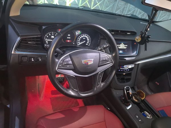 Cadillac XT5 2018, 128100 км, за 11334 USD - фото 11