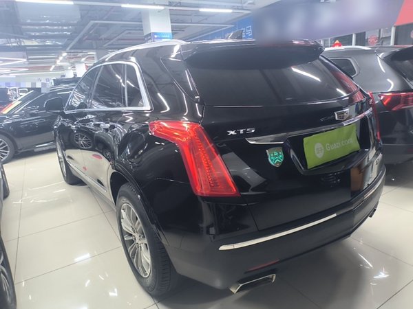 Cadillac XT5 2018, 134000 км, за 12695 USD
