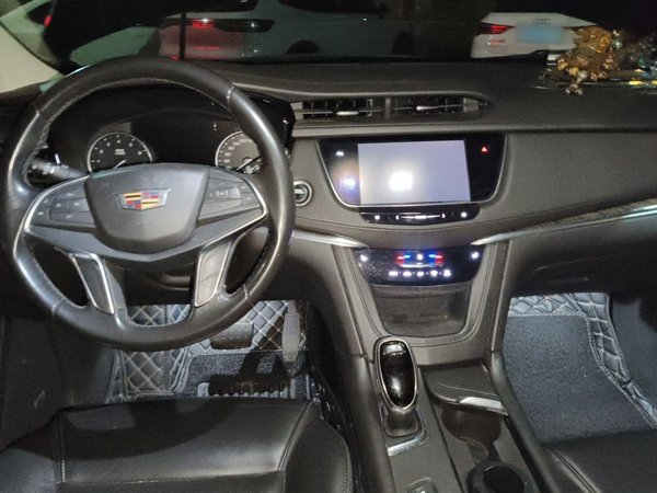 Cadillac XT5 2018, 58000 км, за 15727 USD - фото 10