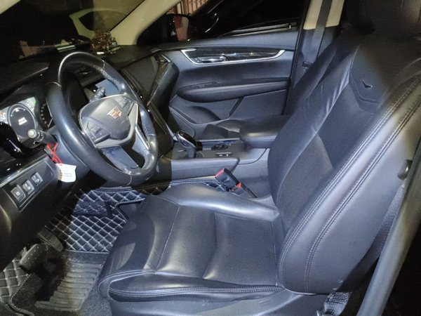 Cadillac XT5 2018, 58000 км, за 15727 USD - фото 16
