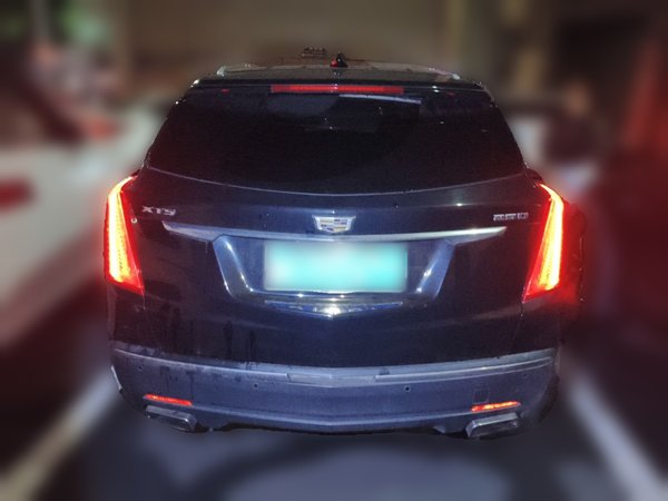 Cadillac XT5 2018, 58000 км, за 15727 USD
