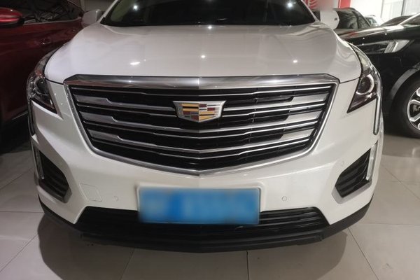Cadillac XT5 2018, 124000 км, за 12773 USD
