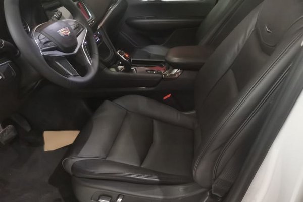 Cadillac XT5 2018, 124000 км, за 12773 USD - фото 15