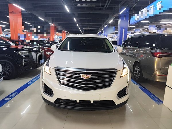 Cadillac XT5 2018, 49600 км, за 17110 USD