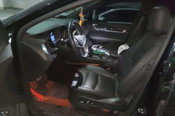 Cadillac XT5 2020, 70900 км, за 17980 USD - фото 16
