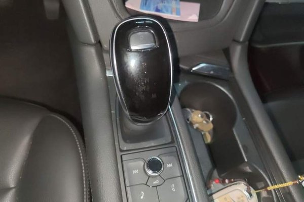Cadillac XT5 2020, 70900 км, за 17980 USD - фото 14