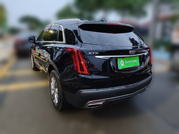 Cadillac XT5 2021, 46000 км, за 20269 USD