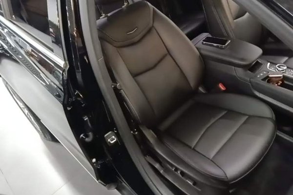 Cadillac XT5 2021, 88900 км, за 22163 USD - фото 19