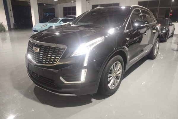 Cadillac XT5 · 2022 год