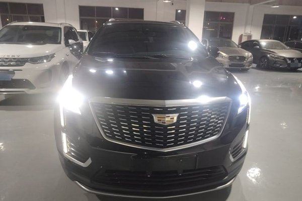 Cadillac XT5 2022, 110400 км, за 20765 USD