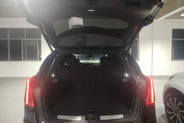 Cadillac XT5 2022, 110400 км, за 20765 USD - фото 27