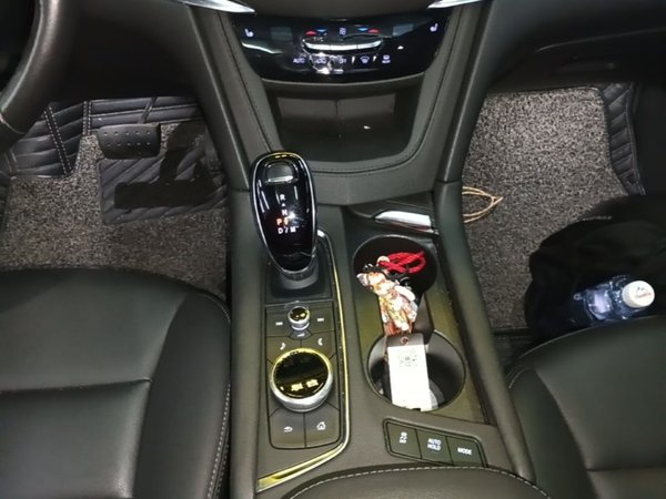 Cadillac XT5 2022, 59200 км, за 22697 USD - фото 17