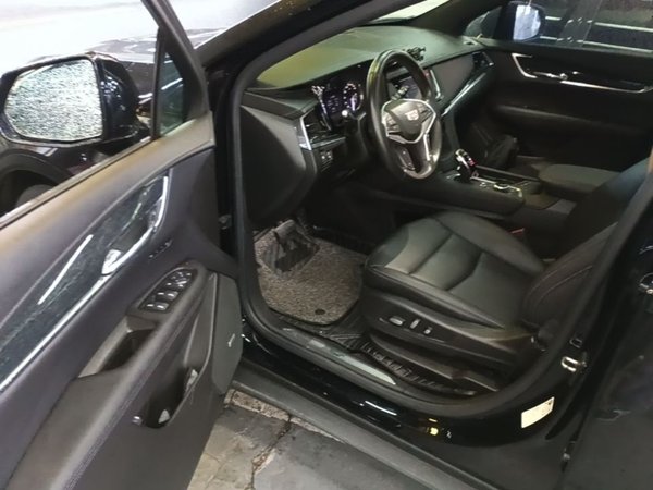 Cadillac XT5 2022, 59200 км, за 22697 USD - фото 19
