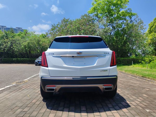 Cadillac XT5 2022, 80500 км, за 22027 USD