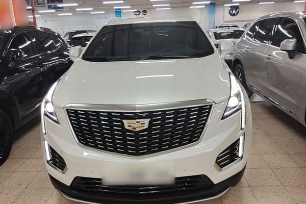 Cadillac XT5 2023, 29400 км, за 26003 USD