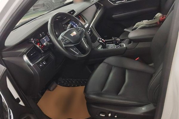 Cadillac XT5 2023, 29400 км, за 26003 USD - фото 17