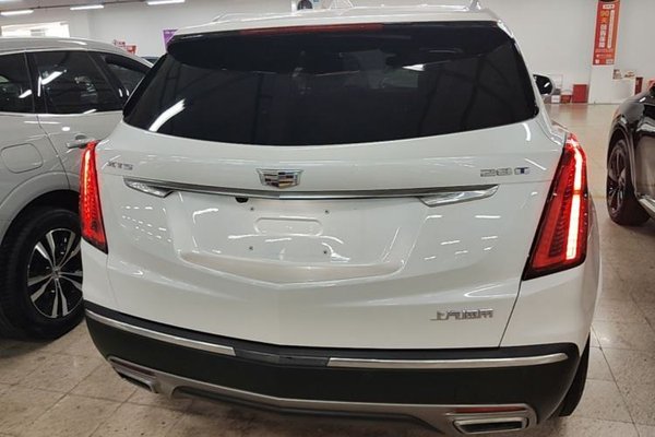Cadillac XT5 2023, 29400 км, за 26003 USD