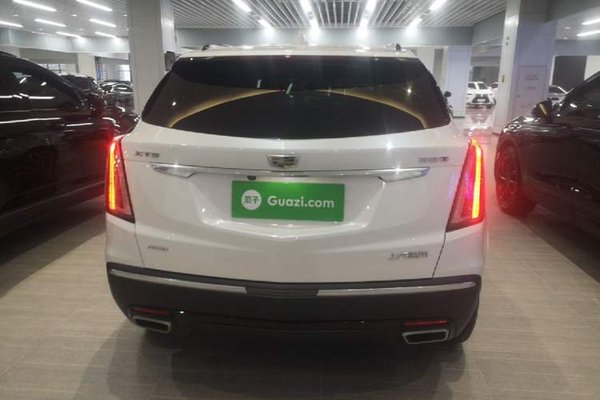 Cadillac XT5 2024, 12400 км, за 31323 USD
