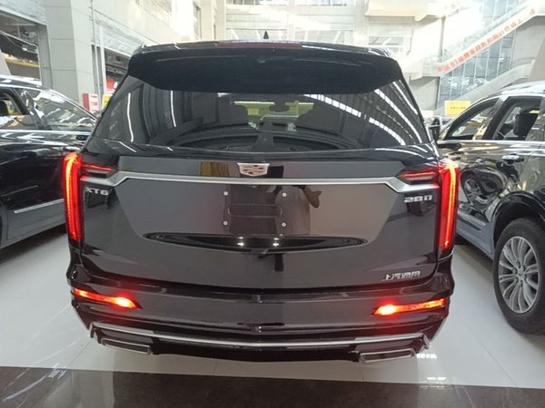 Cadillac XT6 2021, 87000 км, за 26812 USD