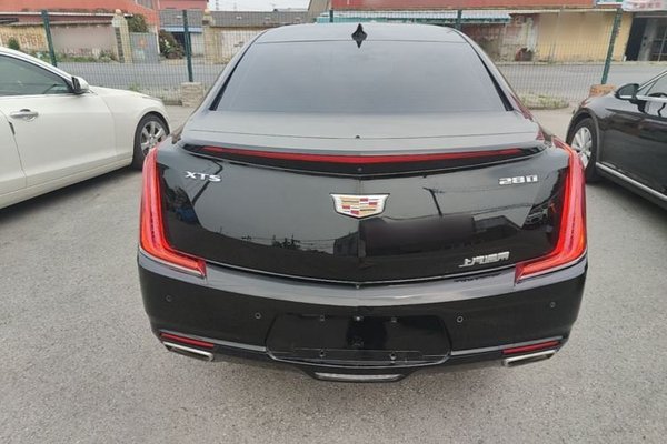 Cadillac XTS 2018, 90900 км, за 14846 USD
