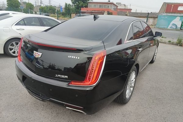 Cadillac XTS 2018, 90900 км, за 14846 USD