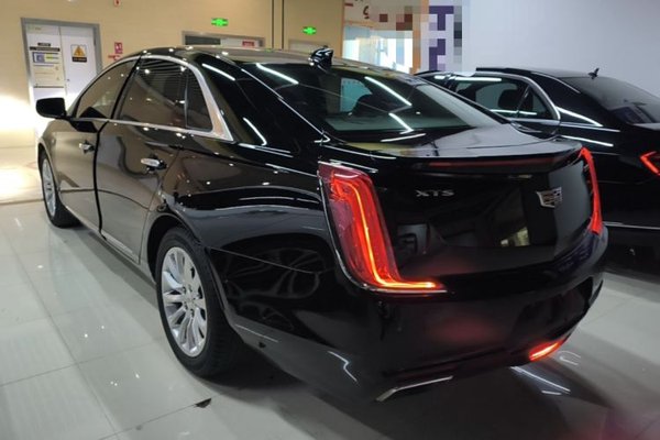 Cadillac XTS 2018, 98500 км, за 12929 USD