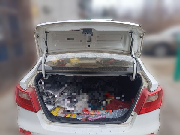 Changan Alsvin V3 2015, 125500 км, за 2305 USD - фото 20