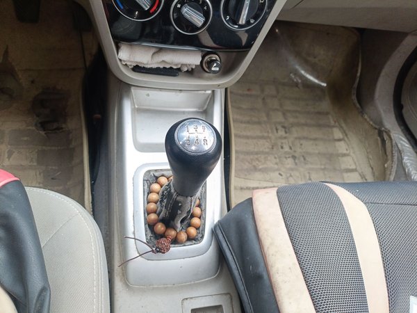 Changan Alsvin V3 2015, 125500 км, за 2305 USD - фото 15
