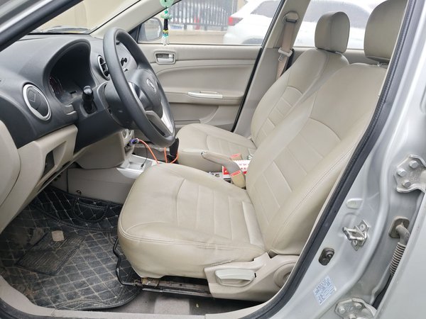 Changan Alsvin V3 2012, 94500 км, за 2463 USD - фото 16