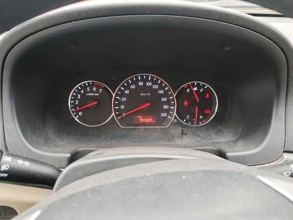 Changan Alsvin V3 2012, 94500 км, за 2463 USD - фото 12