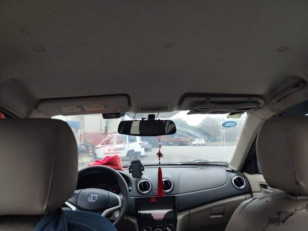 Changan Alsvin V3 2015, 60300 км, за 2725 USD - фото 19