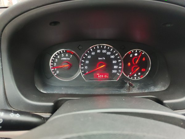 Changan Alsvin V3 2015, 60300 км, за 2725 USD - фото 12