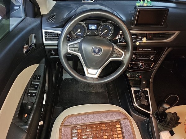 CHANGAN Alsvin V7 2015, 66300 км, за 2542 USD - фото 11