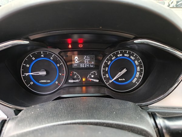 CHANGAN Alsvin V7 2015, 96300 км, за 2393 USD - фото 12