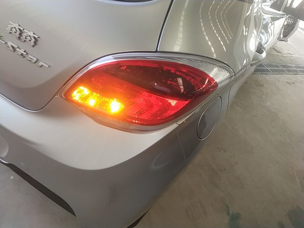 CHANGAN Benni E-Star 2020, 64300 км, за 6894 USD - фото 7