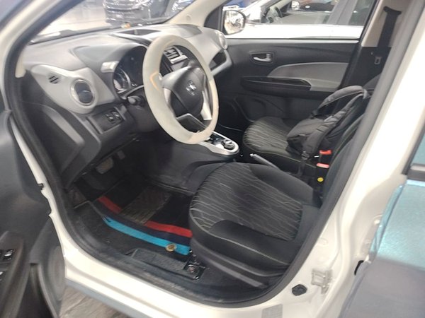 CHANGAN Benni E-Star 2021, 53000 км, за 5594 USD - фото 18