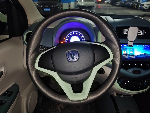 CHANGAN Benni E-Star 2021, 17800 км, за 5923 USD - фото 7