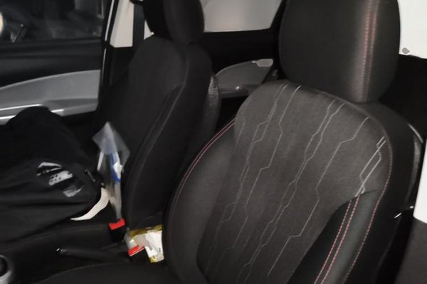 CHANGAN Benni E-Star 2021, 48000 км, за 4389 USD - фото 16