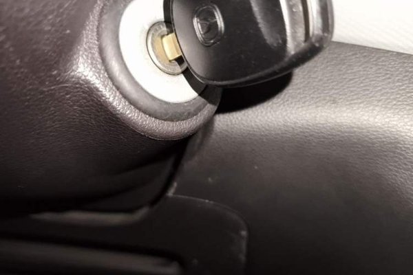 CHANGAN Benni E-Star 2021, 48000 км, за 4389 USD - фото 9