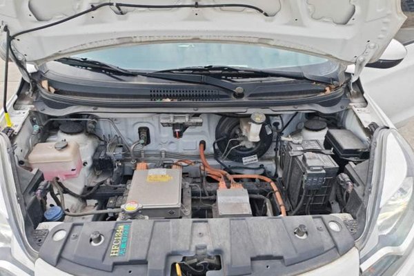 CHANGAN Benni E-Star 2021, 64000 км, за 5989 USD - фото 24