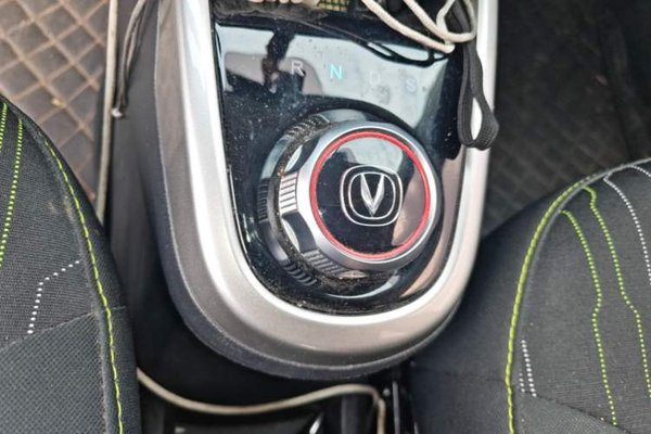 CHANGAN Benni E-Star 2021, 64000 км, за 5989 USD - фото 16
