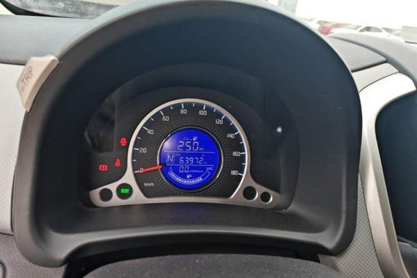 CHANGAN Benni E-Star 2021, 64000 км, за 5989 USD - фото 14