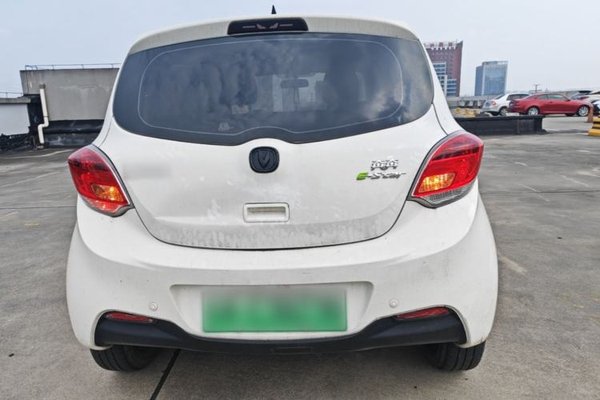 CHANGAN Benni E-Star 2021, 64000 км, за 5989 USD