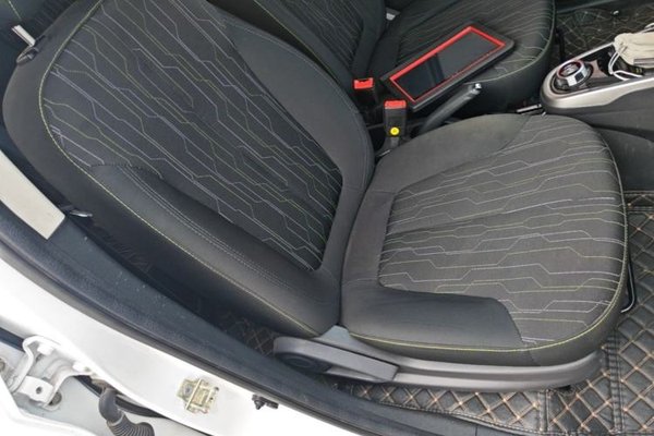 CHANGAN Benni E-Star 2021, 64000 км, за 5989 USD - фото 19