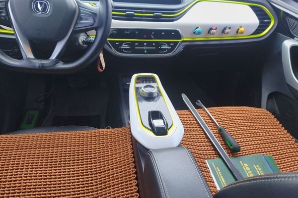 CHANGAN Benni E-Star 2021, 65000 км, за 5180 USD - фото 16