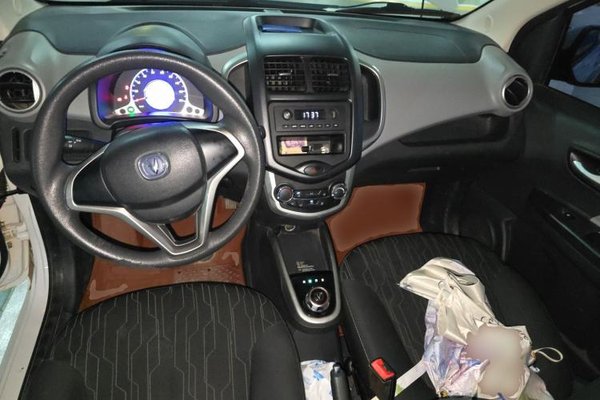 CHANGAN Benni E-Star 2021, 86100 км, за 5407 USD - фото 10